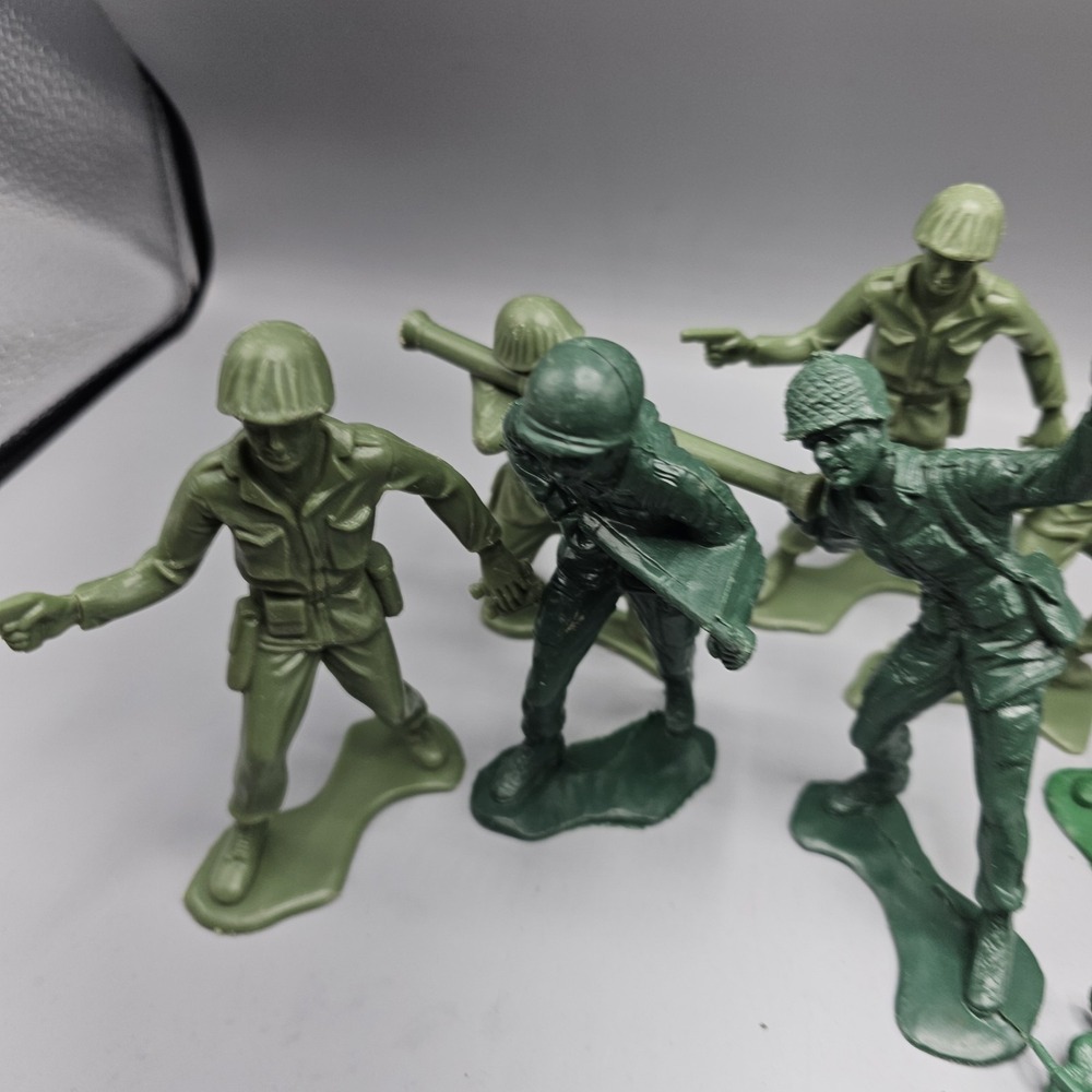 Lot of Tim Mee & Misc Brand Arny Soldiers Assorted Sizes Green Action Figures - Picture 5 of 9